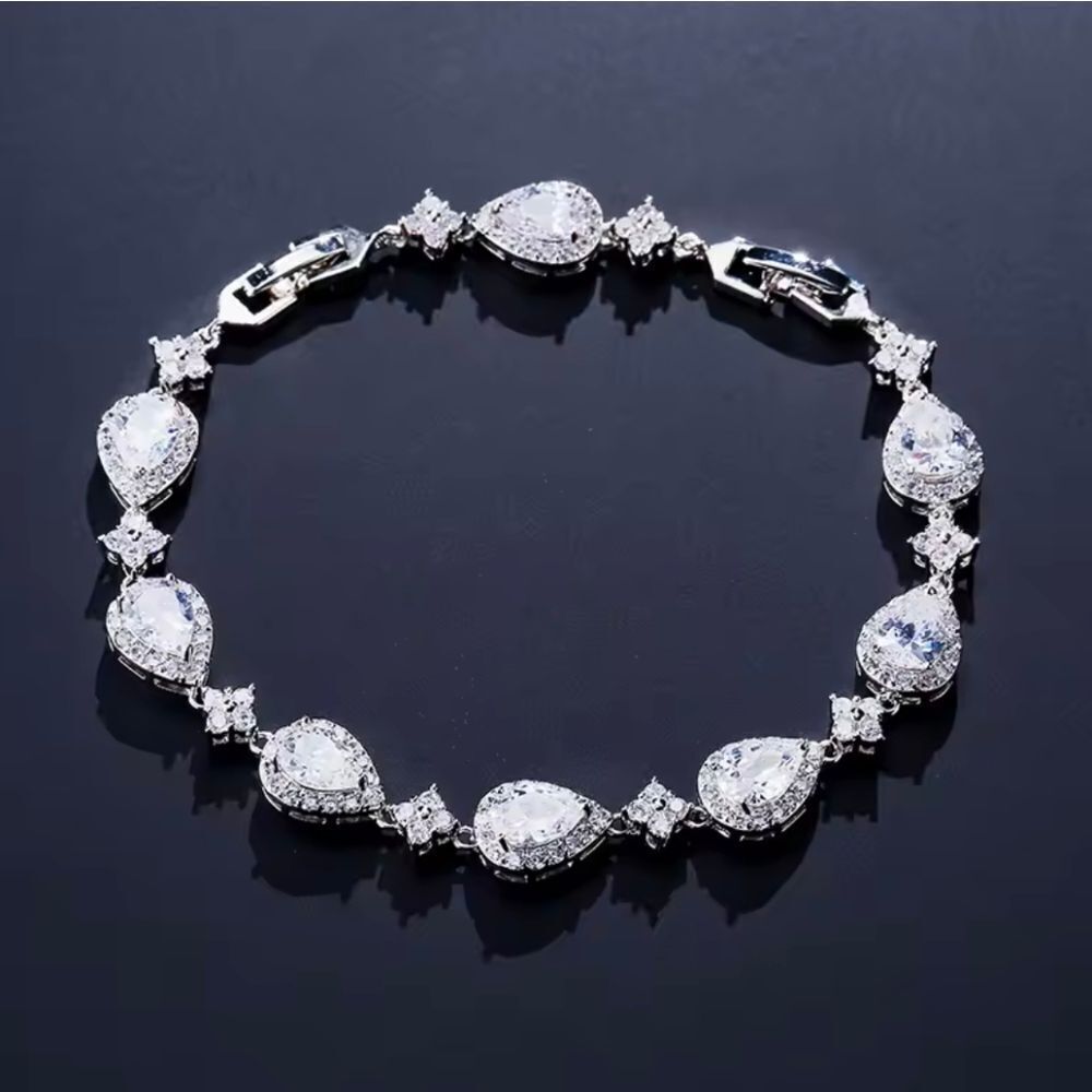 Silver Diamond Teardrop Bracelet
